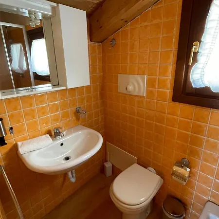 Domo Is Solus - - Living Gasthof 3*