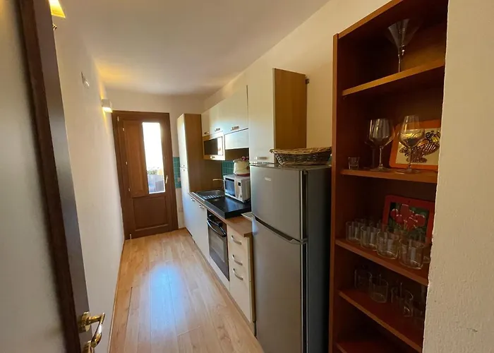 Gasthuis Domo Is Solus - - Living 3*