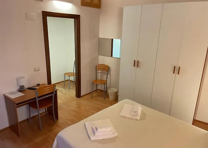 Domo Is Solus - - Living 3* SantʼAntìoco